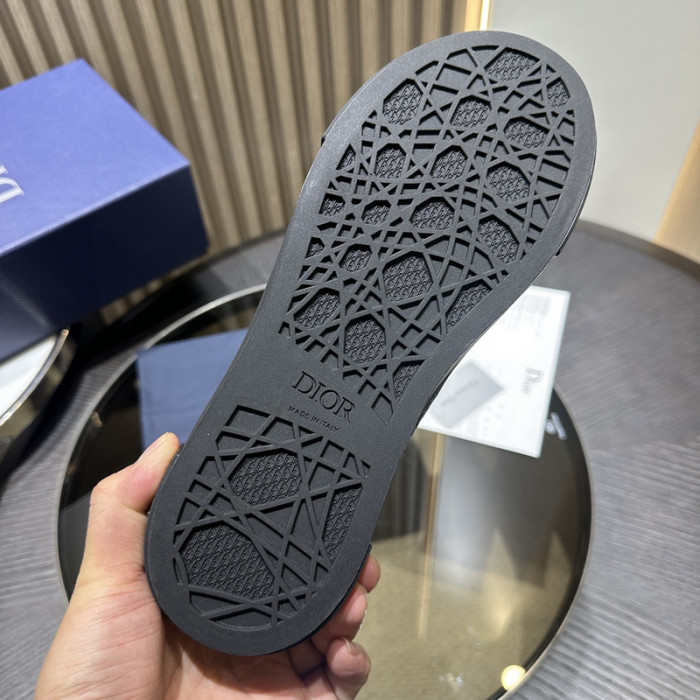 D10r b33 sneaker (eu38-46)