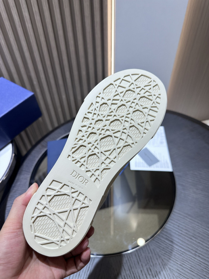 D10r b33 sneaker (eu38-46)