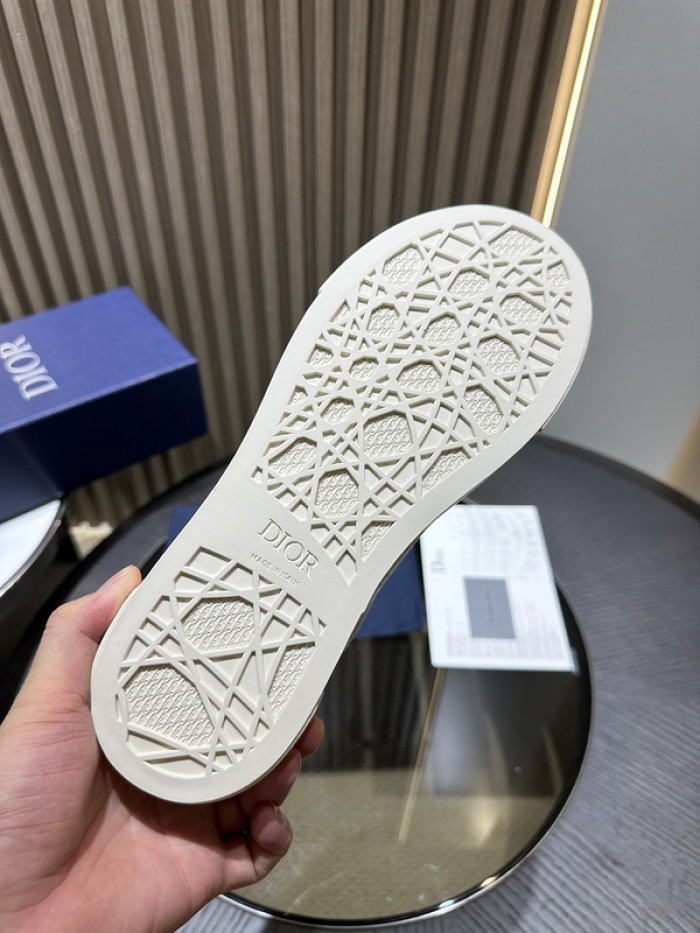 D10r b33 sneaker (eu38-46)