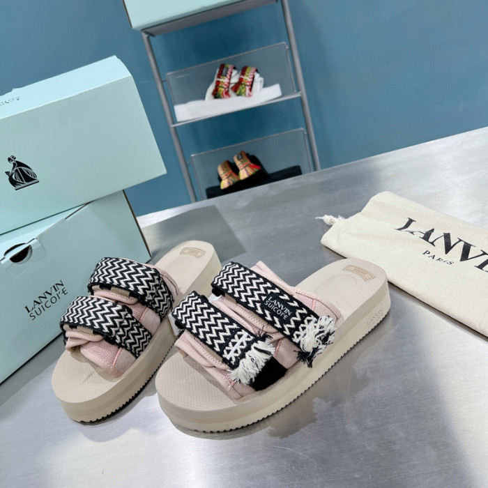 Lanu1n curb sandals