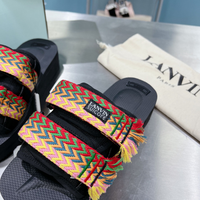 Lanu1n curb sandals