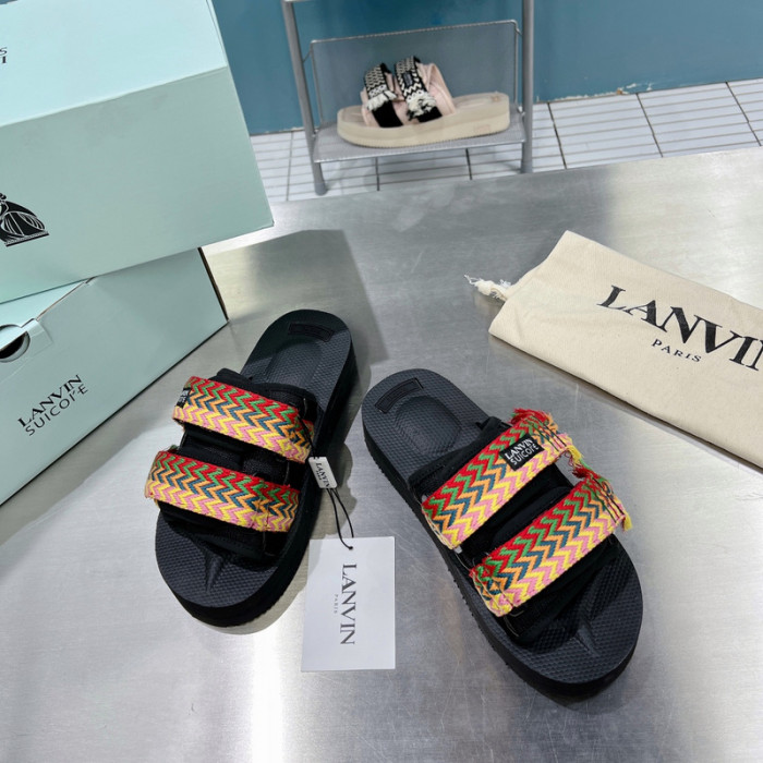 Lanu1n curb sandals