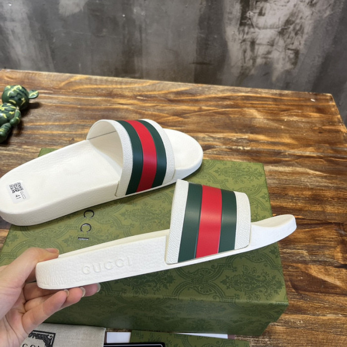 Gv*c sandals