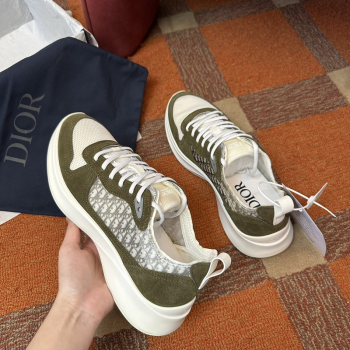 D10r b25 sneaker