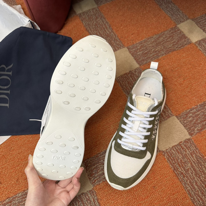 D10r b25 sneaker