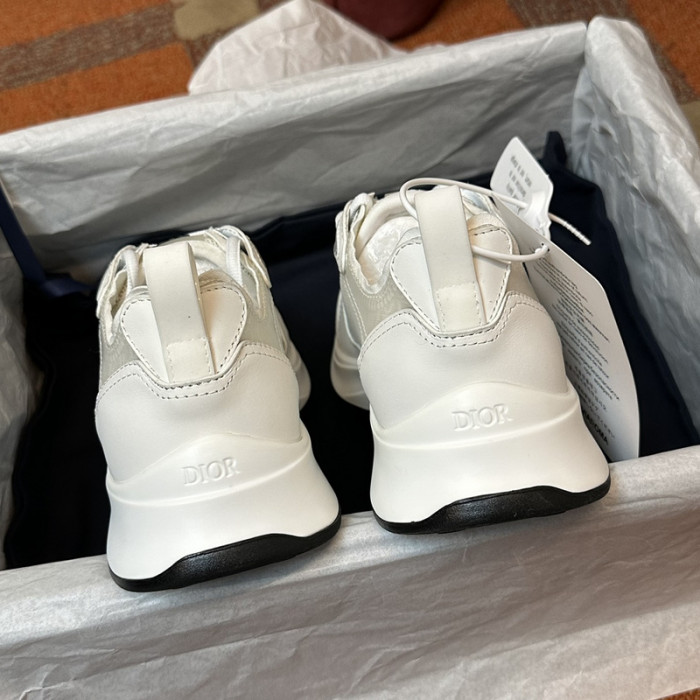 D10r b25 sneaker