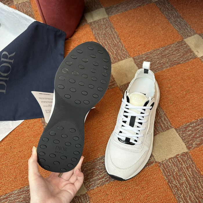 D10r b25 sneaker