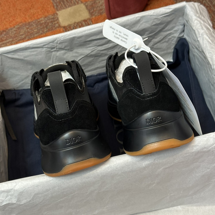 D10r b25 sneaker