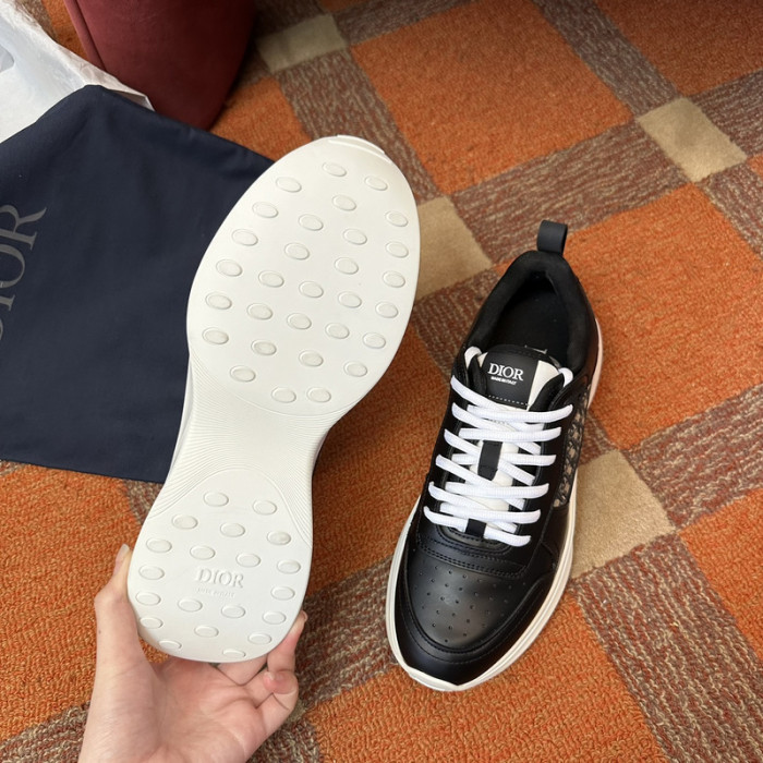 D10r b25 sneaker