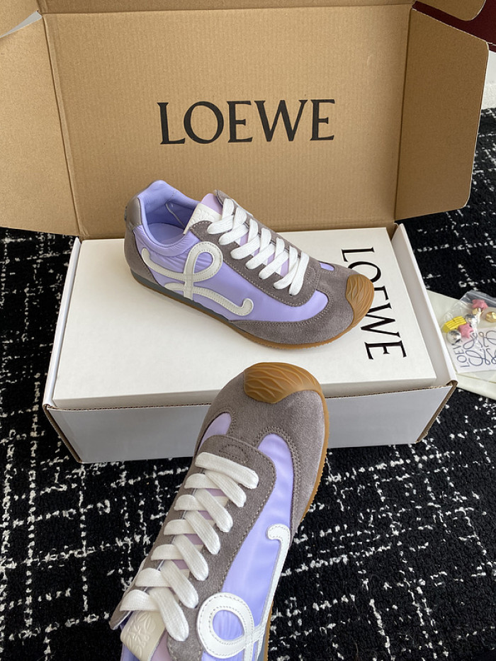 Loe*we Ballet Runner
