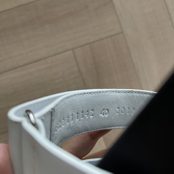 HER*MES SLIDES