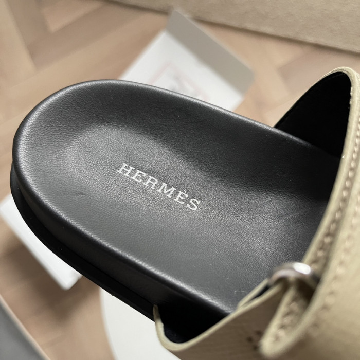 HER*MES SLIDES