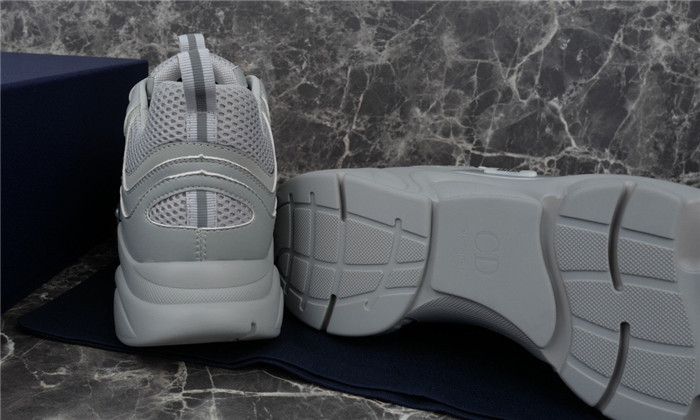D*or b22 sneakers