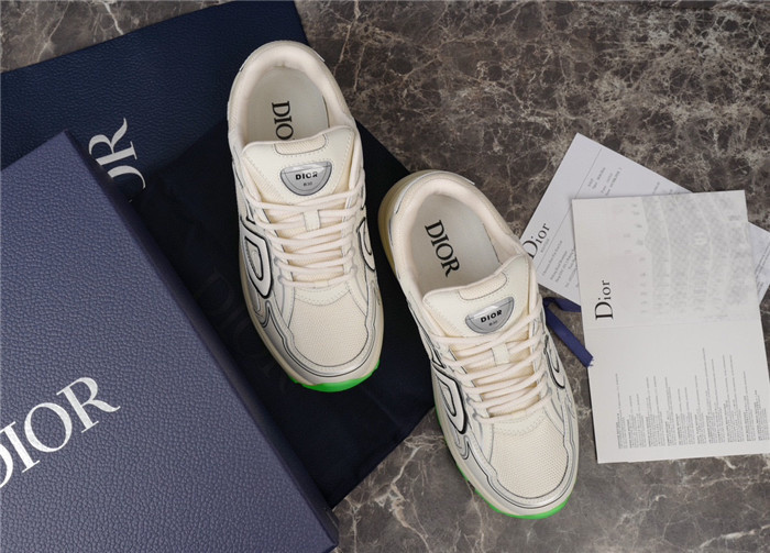 D10r b30 sneaker