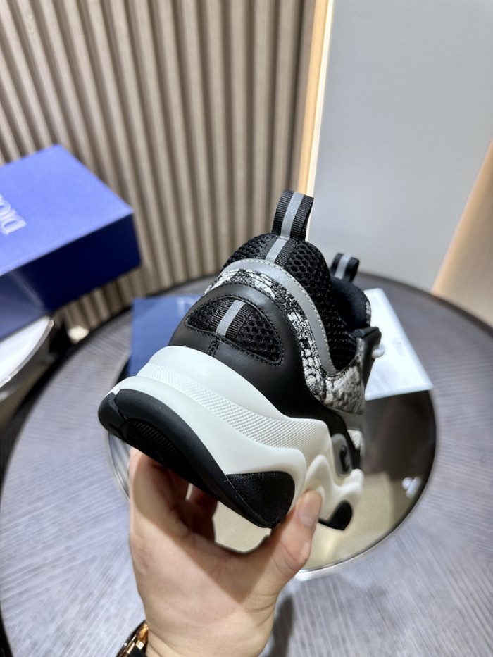 D10r b22 sneaker