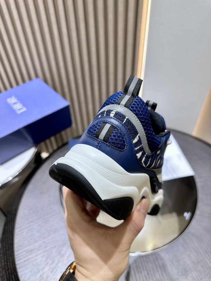 D10r b22 sneaker