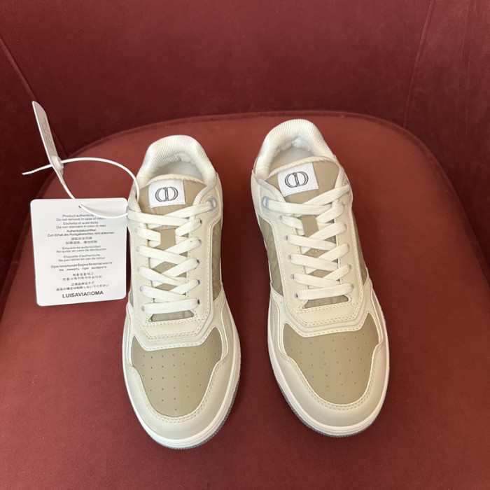 D10r b27 low top sneaker