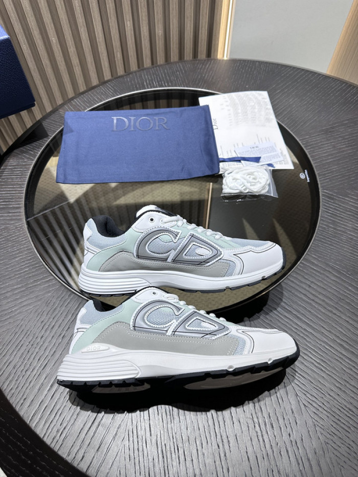 D10r b30 sneaker