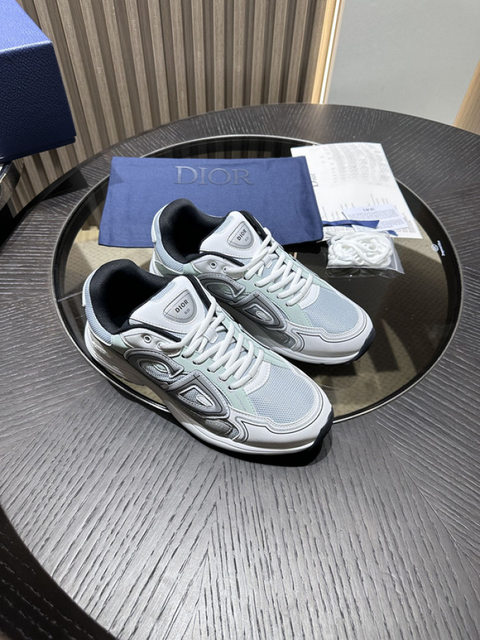 D10r b30 sneaker