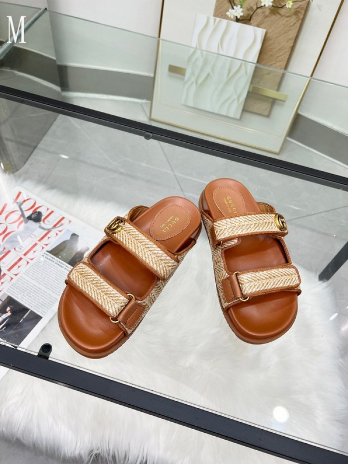 Gv*c sandals
