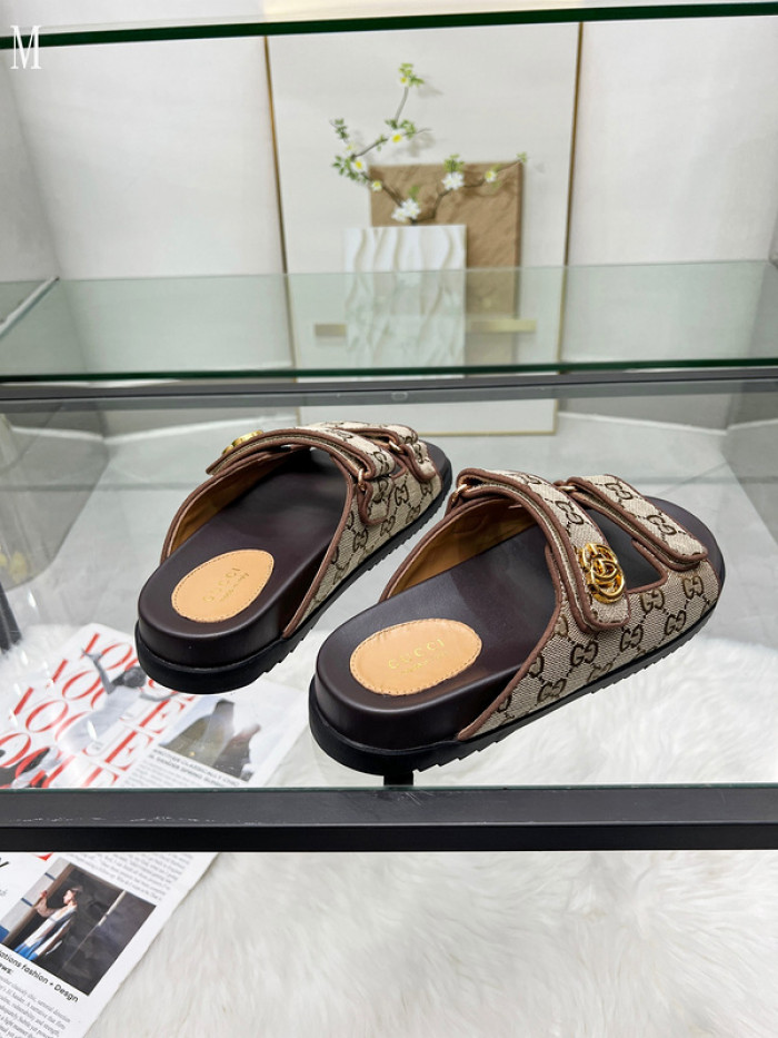 Gv*c sandals