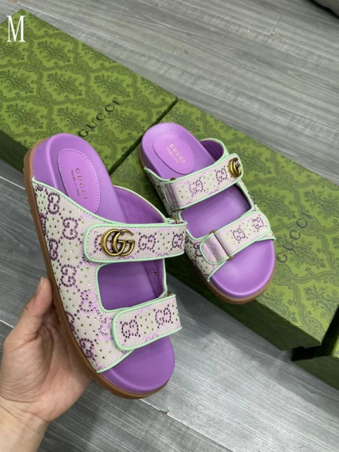 Gv*c sandals