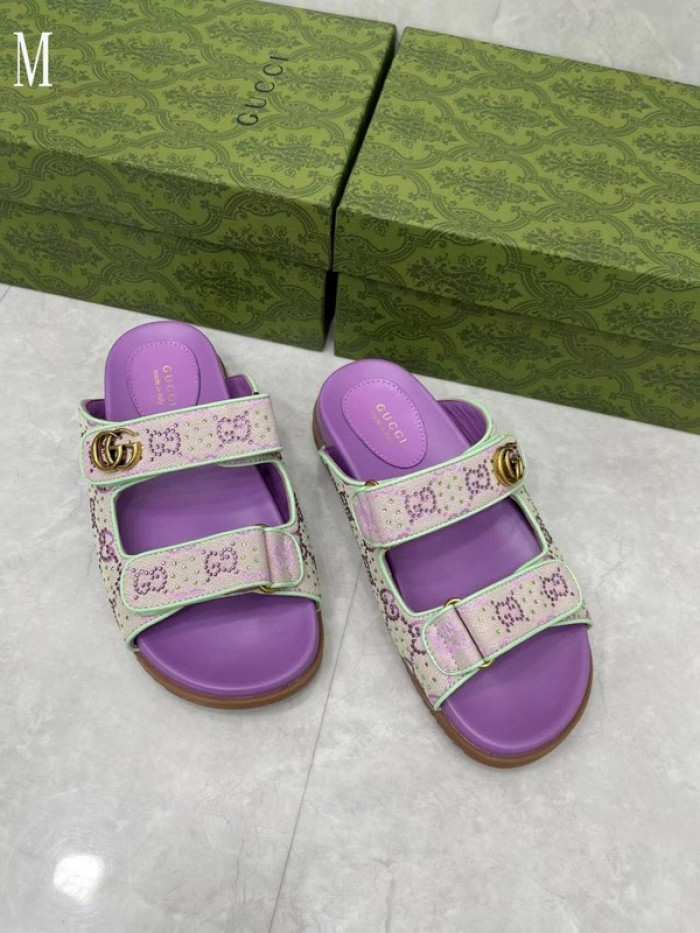 Gv*c sandals