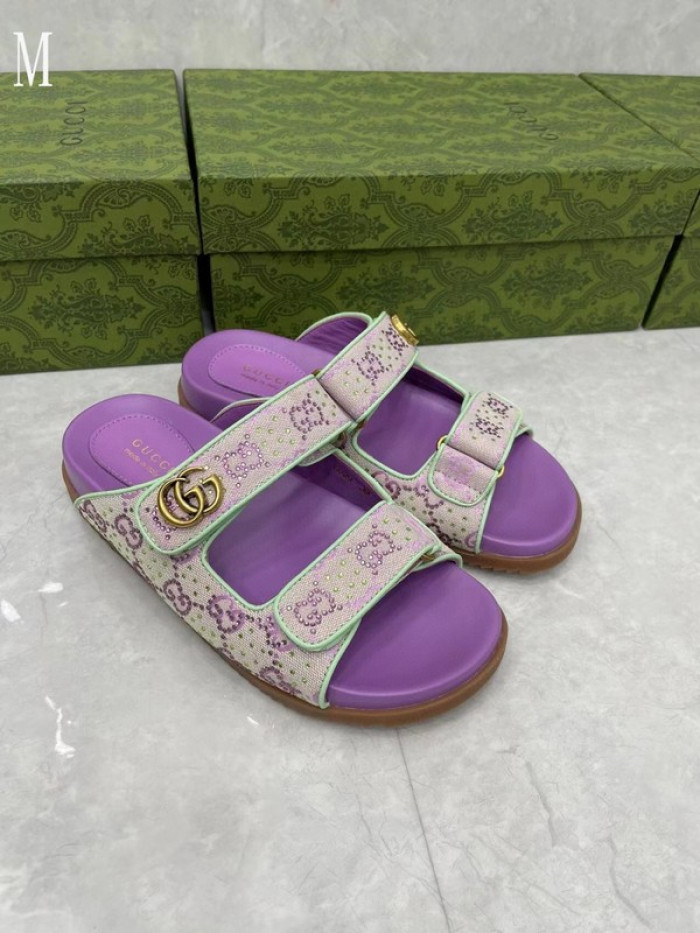 Gv*c sandals