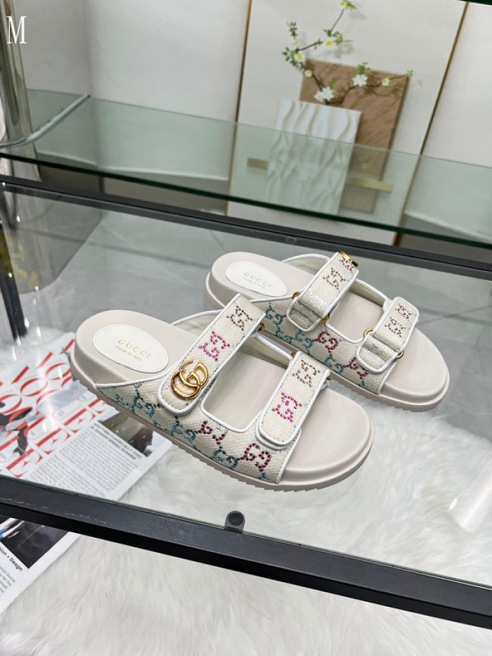 Gv*c sandals