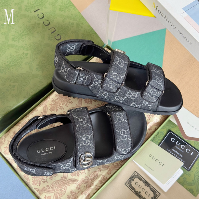 Gv*c sandals