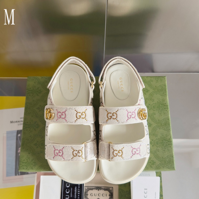 Gv*c sandals