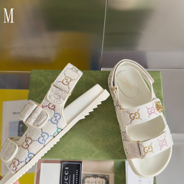 Gv*c sandals