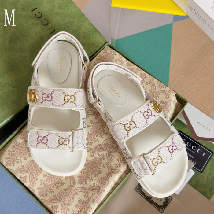 Gv*c sandals