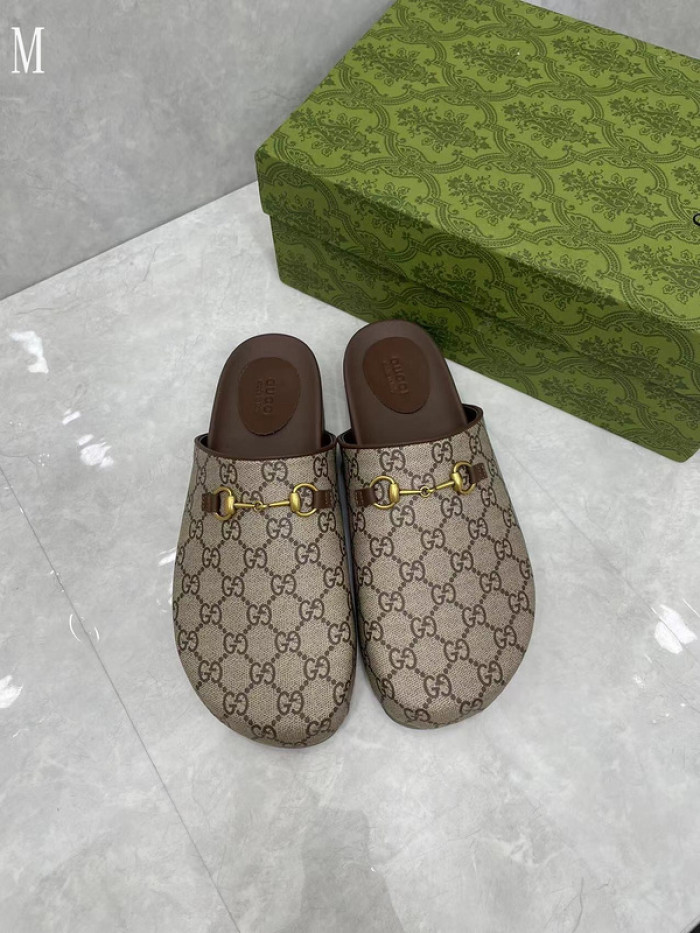 Gv*c sandals