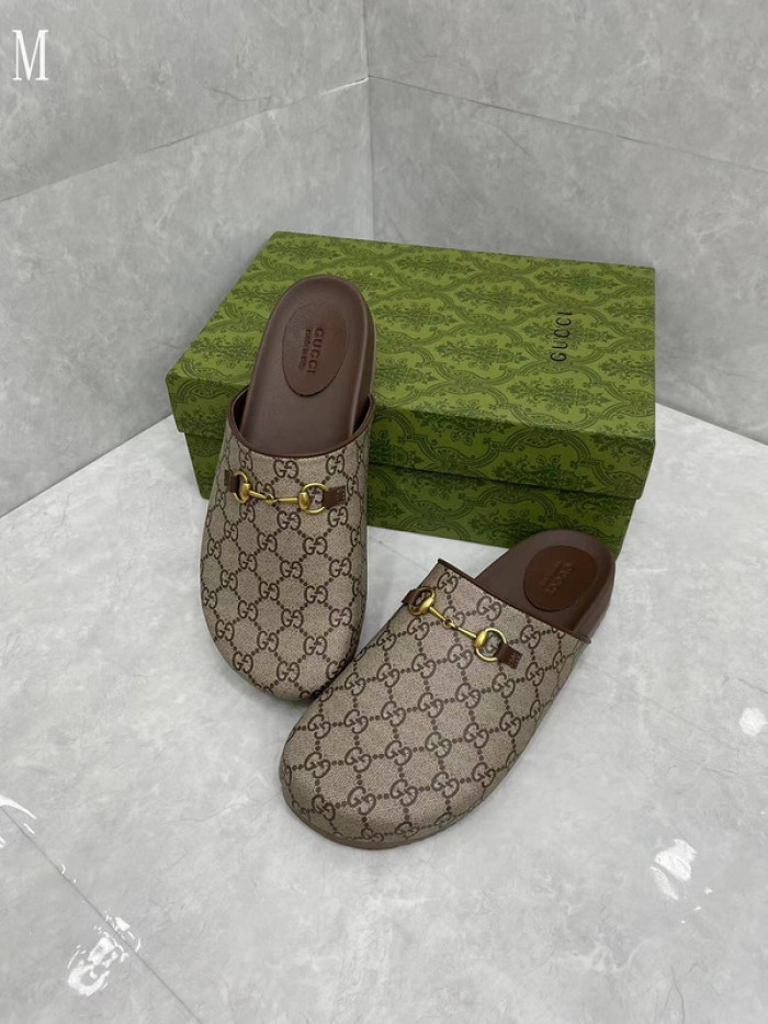 Gv*c sandals