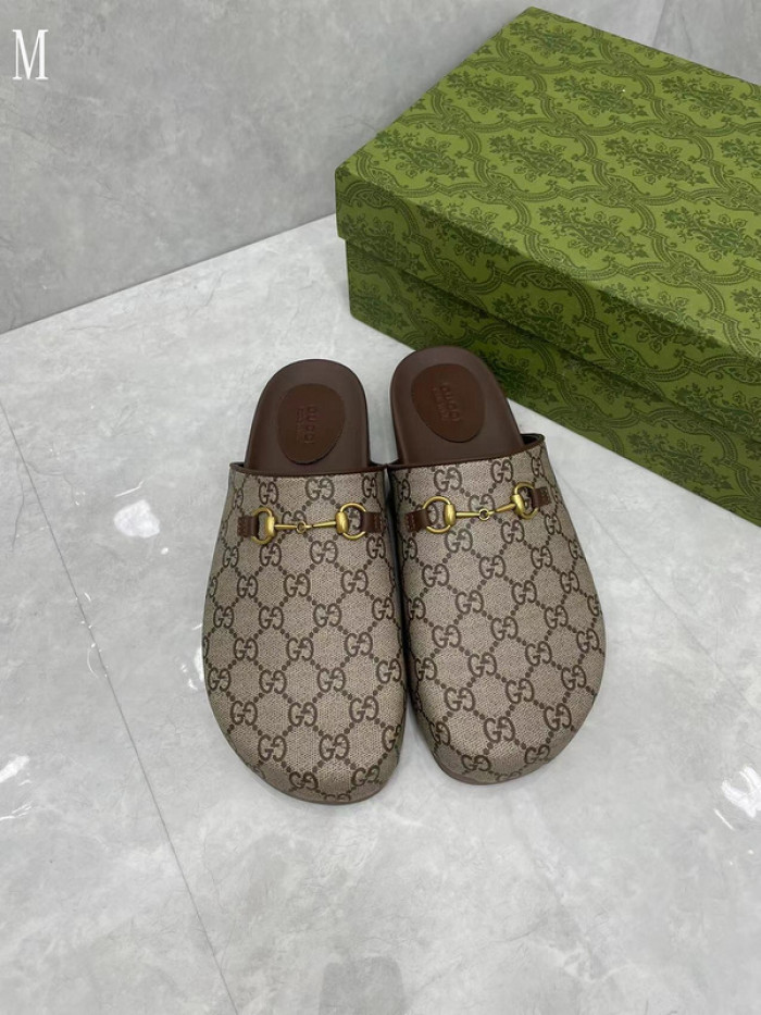 Gv*c sandals