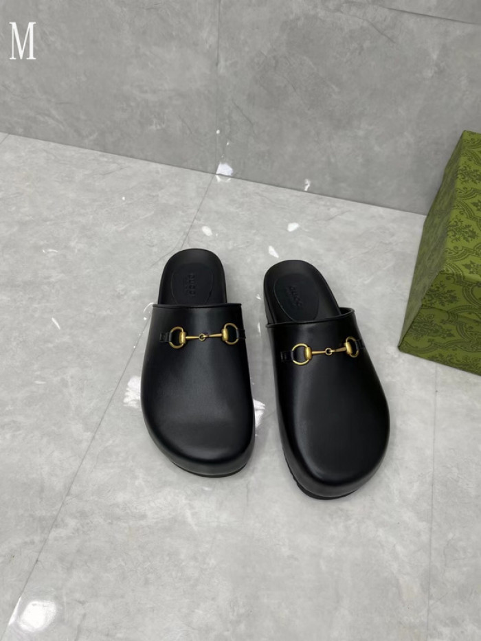 Gv*c sandals
