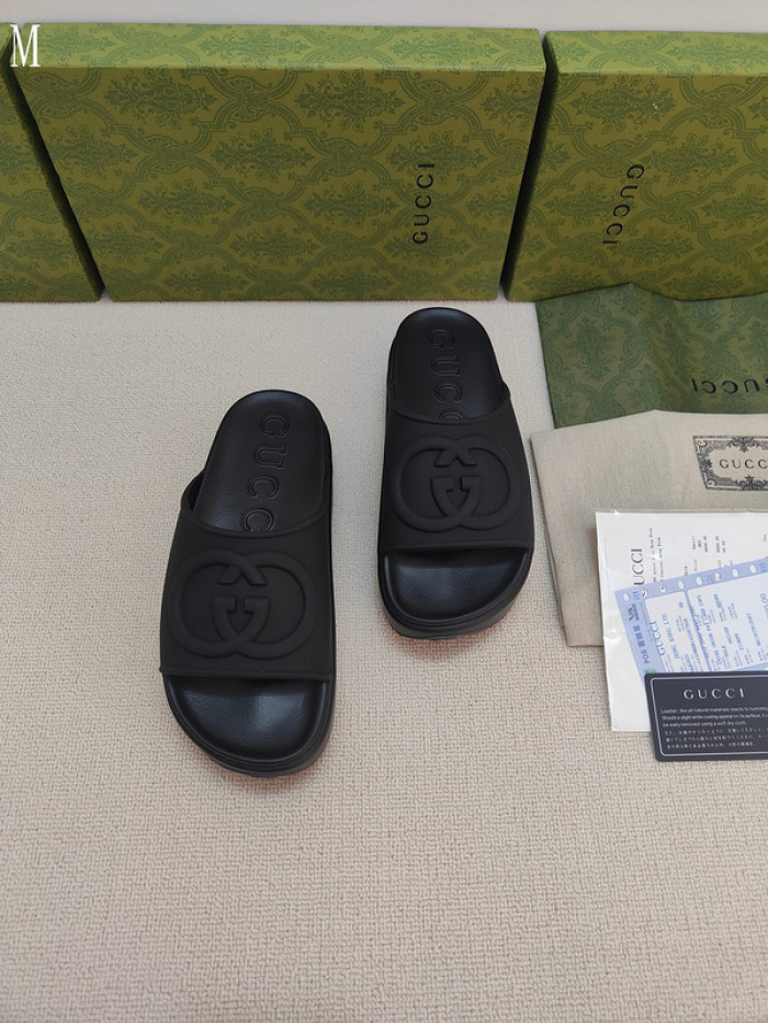 Gv*c sandals