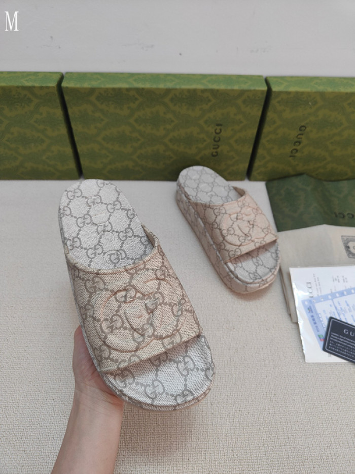 Gv*c sandals