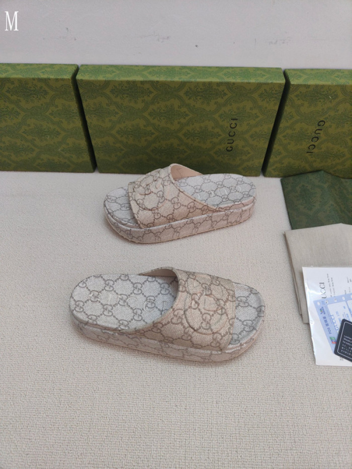 Gv*c sandals