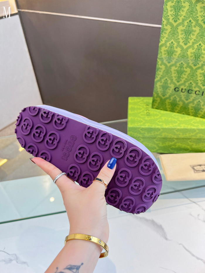 Gv*c sandals