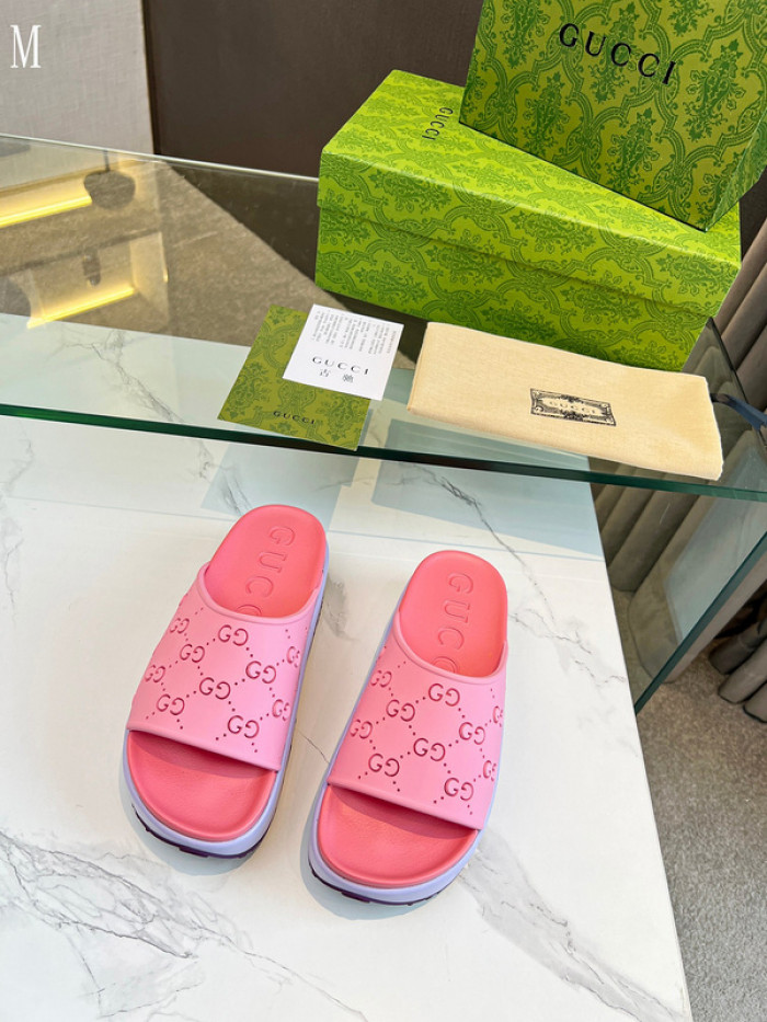 Gv*c sandals