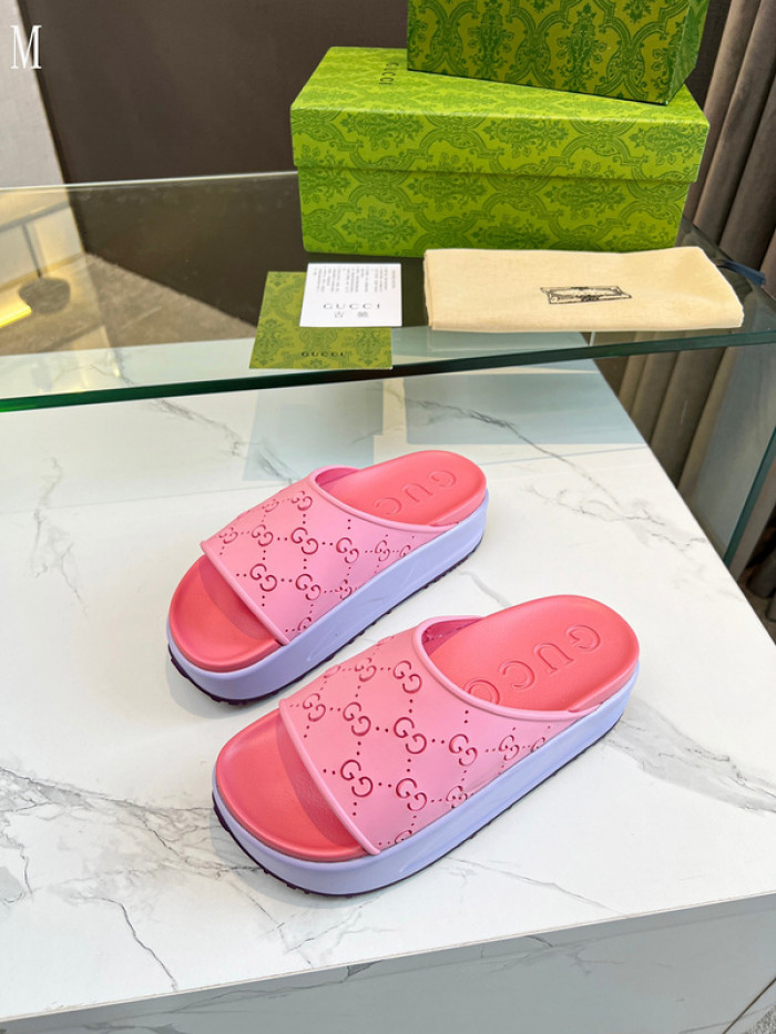 Gv*c sandals