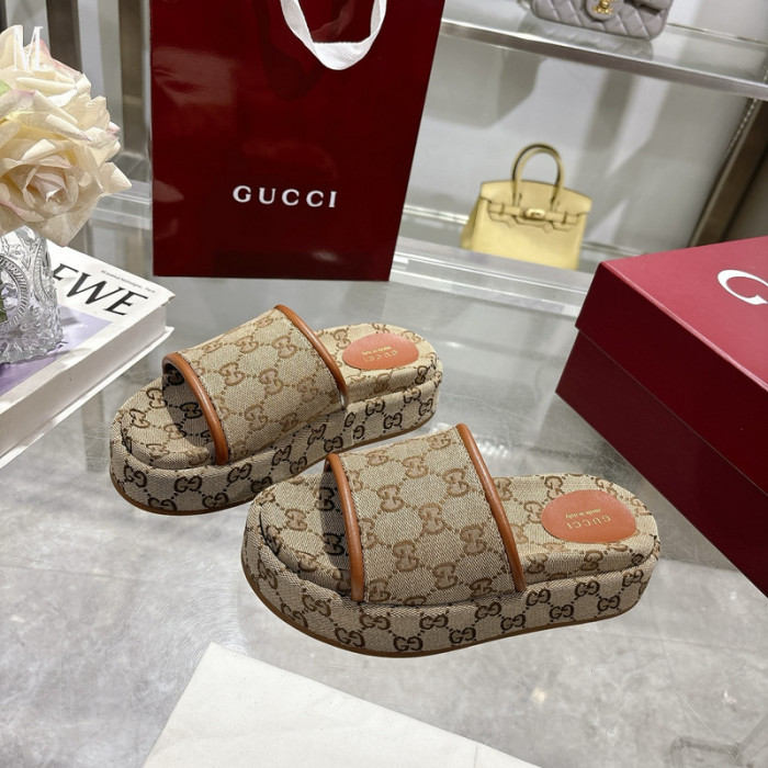 Gv*c sandals