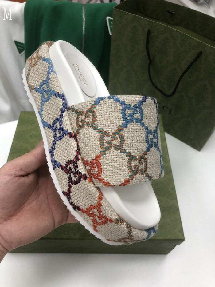 Gv*c sandals