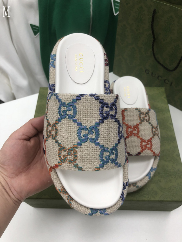 Gv*c sandals