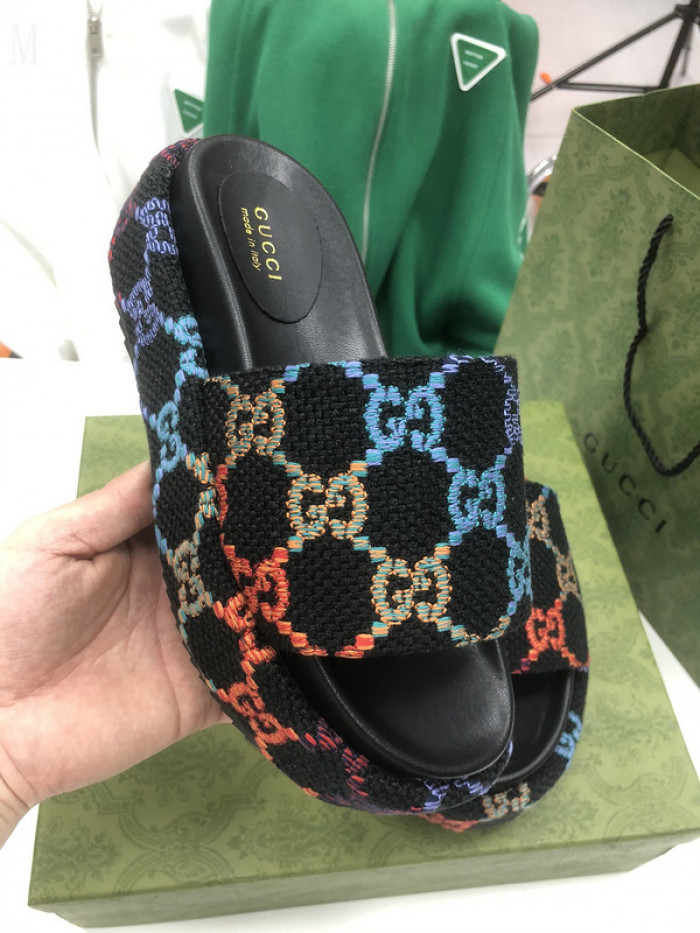 Gv*c sandals