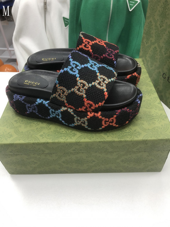 Gv*c sandals