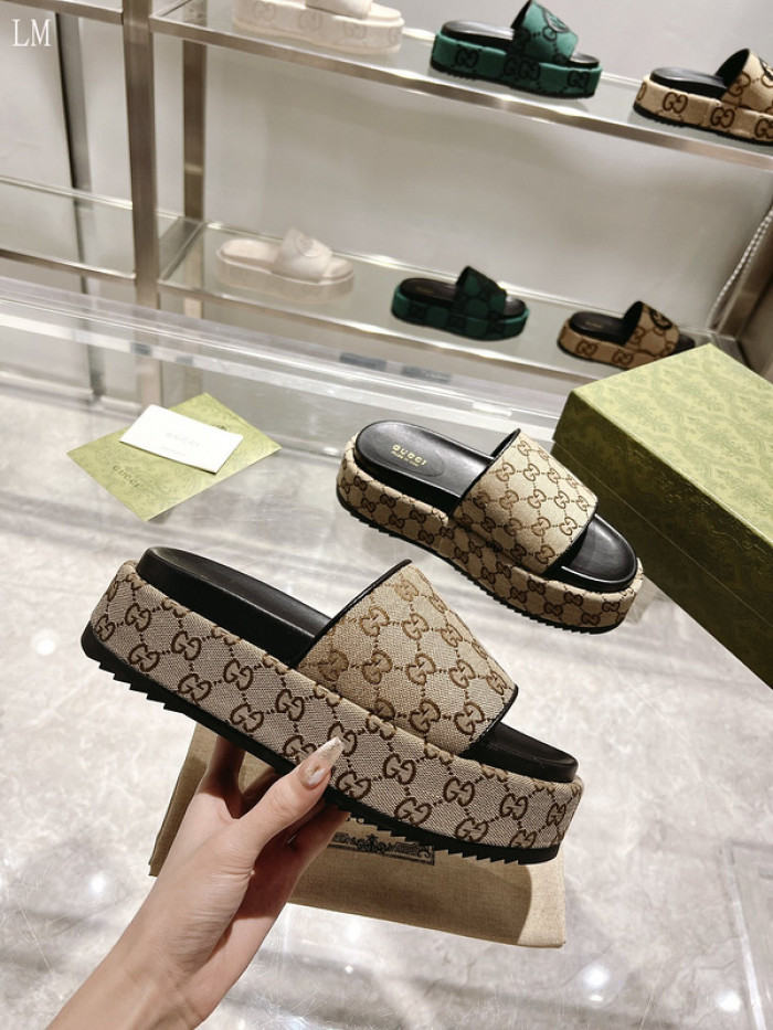 Gv*c sandals