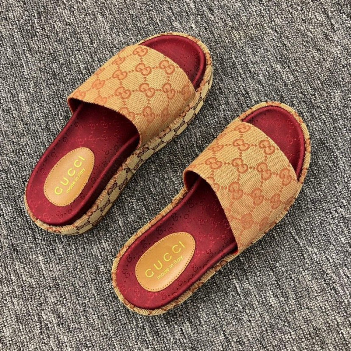 Gv*c sandals